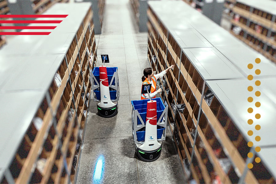 Ryder robots collecting packages in an e-commerce fulfillment center