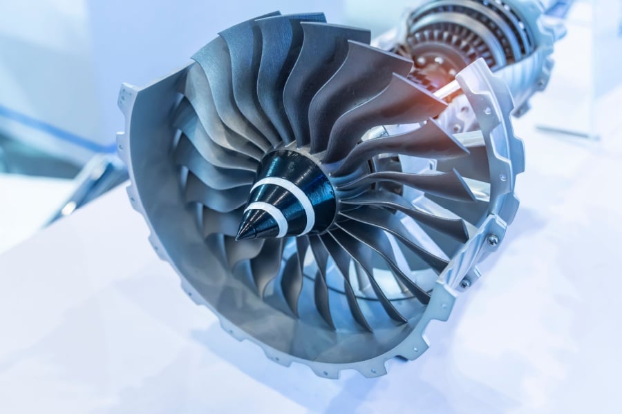 State of the Aerospace Industry Turbine engine with longitudinal section for studying arrangement of blades and combustion chambers